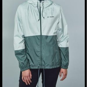 Columbia Women’s Flash Forward Windbreaker